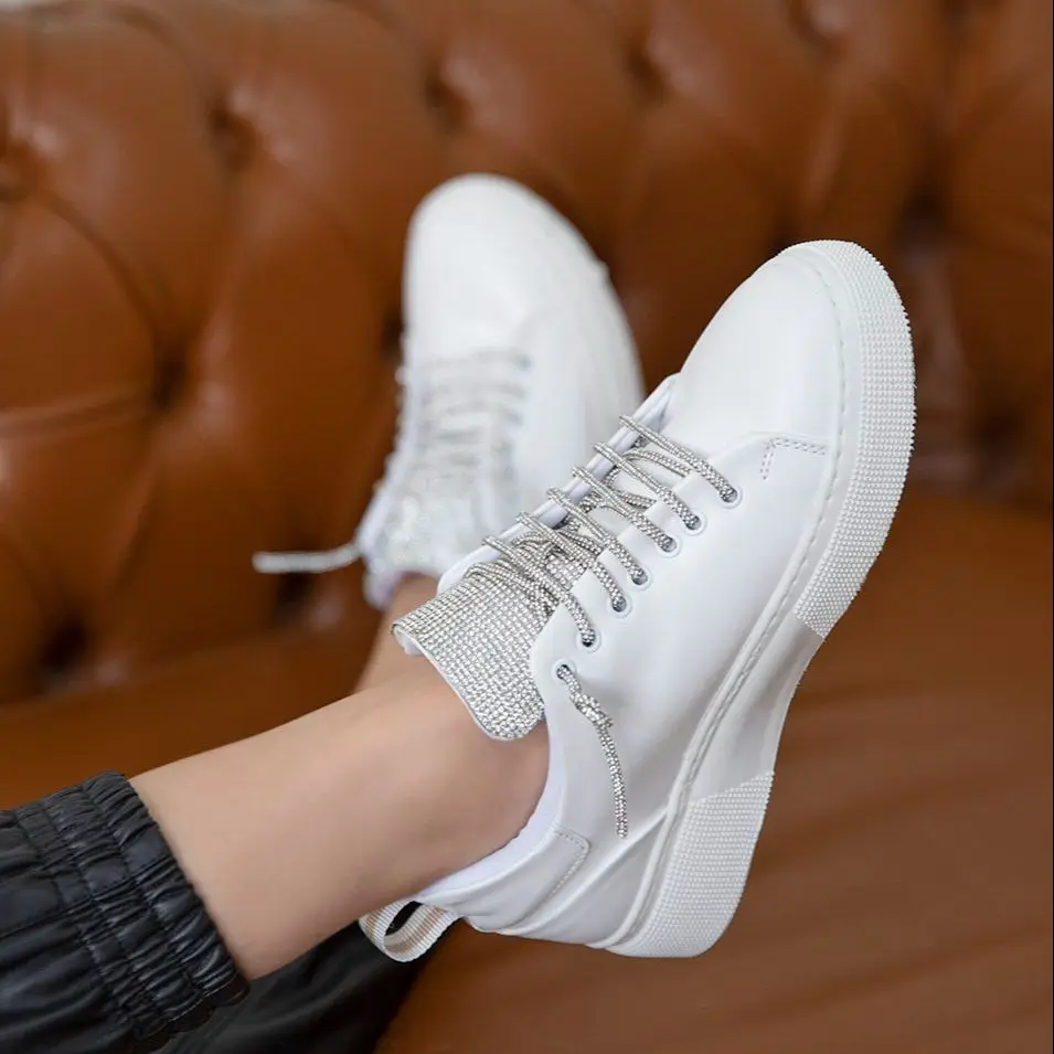 New Trend 2023 Autumn Women Shoes Rhinestone White Sneakers Women Stylish Lace-Up Handmade Flat Shoes Woman Fashion Dress Shoes