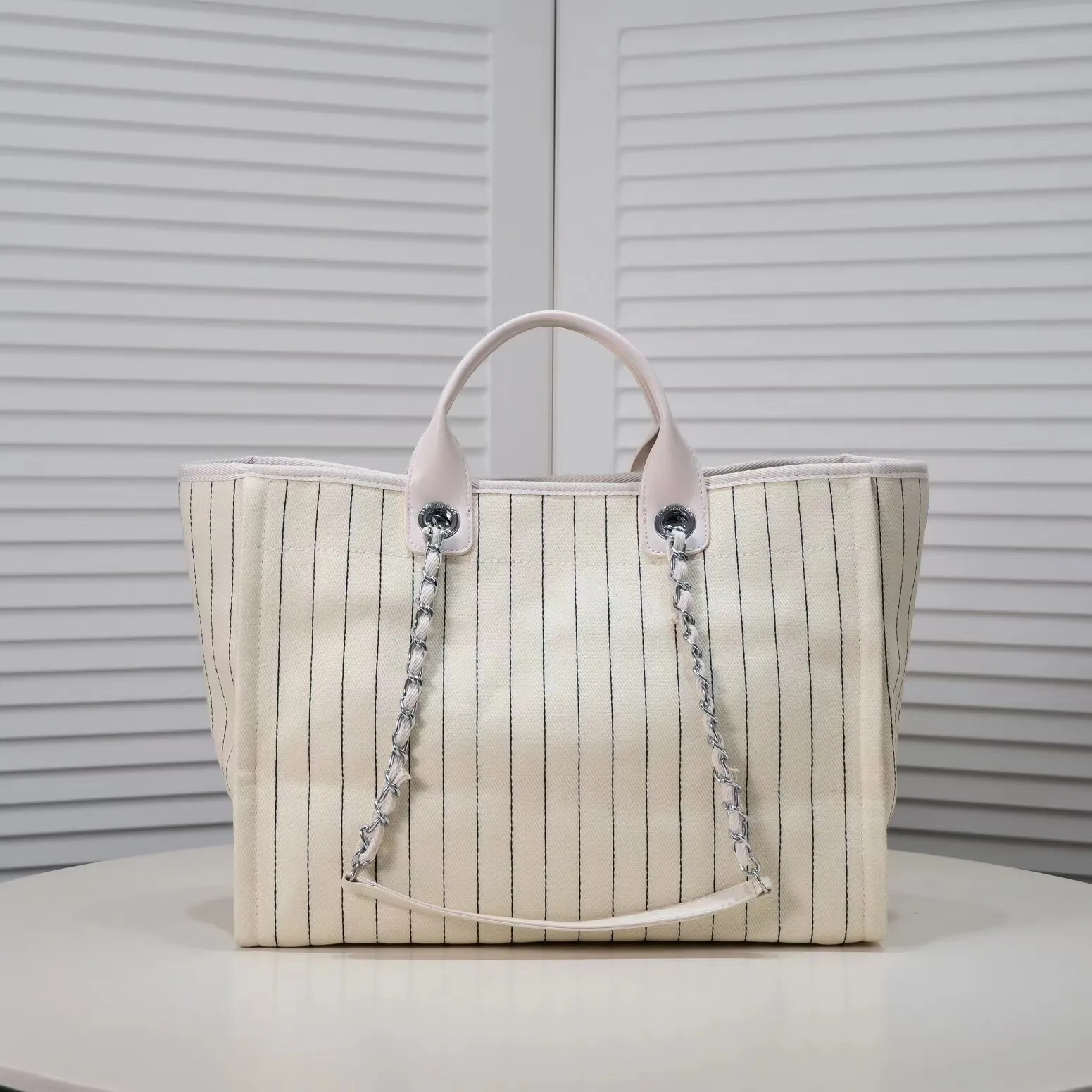 38 14 * 30CM. In Style Of Chanel Женская Сумка Рюкзак Модная Кожа Высокое Качество Прочная И
