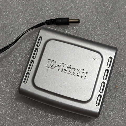 Принт-сервер D-Link DP-301U (1 порт 10/100 Мбит/сек ), USB, P/N: IP301UE...B1, б/у - изображение
