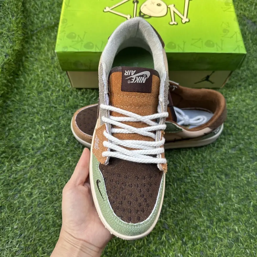 Кроссовки Nike Dunk Low В Весе 1:1
