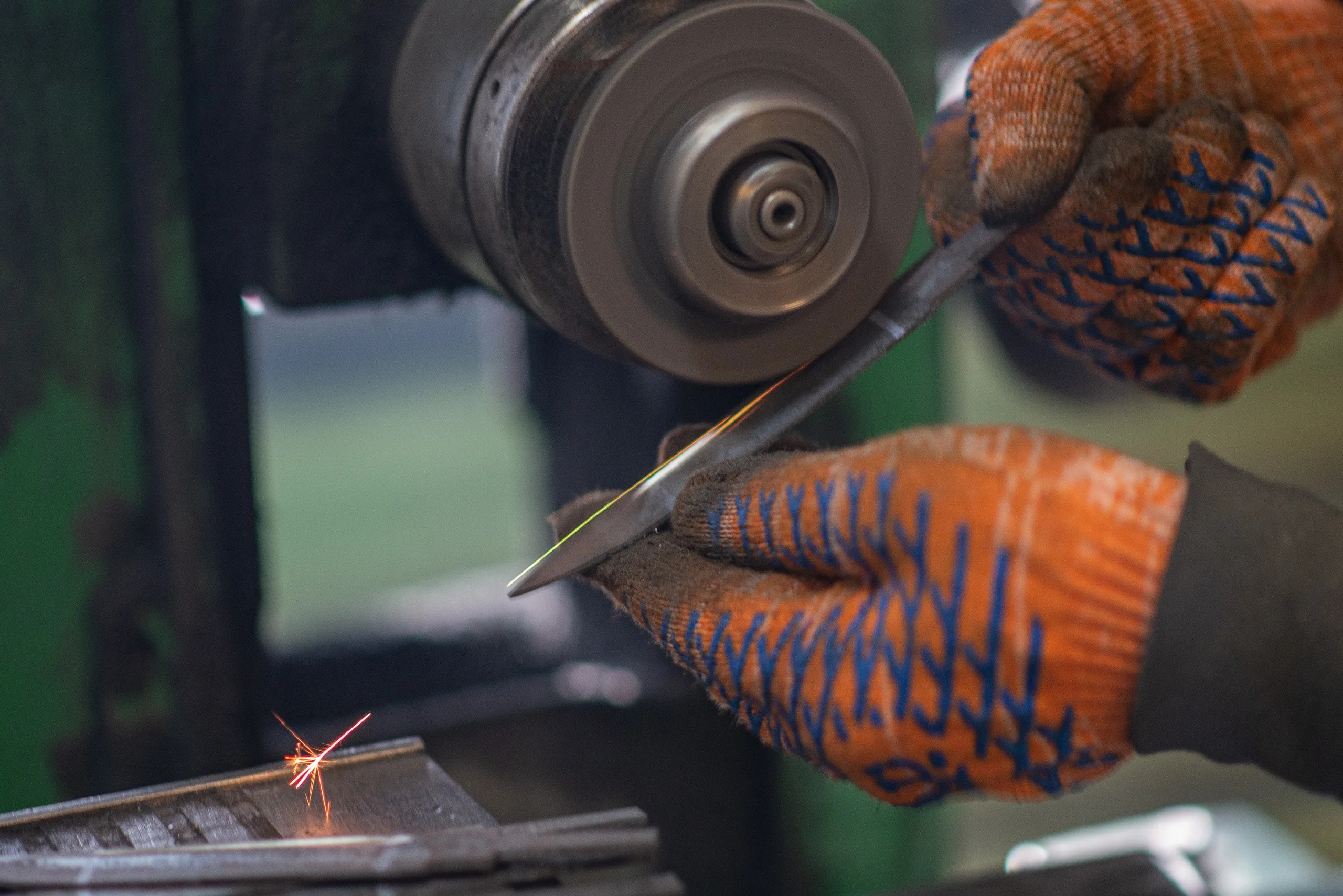 Кузня суходеева. Кузня михаила суходеева. Кузницы в китае. Кузня михаила суходеева развод. Кузня суходеева.