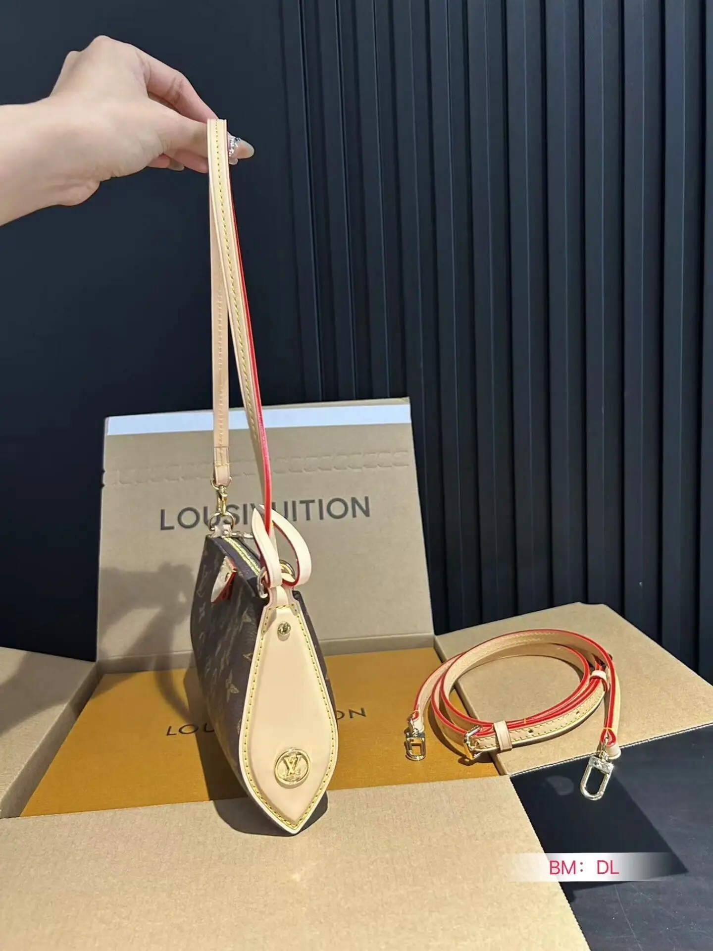 Vuitton LV Louis Tote Cope 1:1 2024 Новая Женская Сумка-кошелек Через Плечо Модная