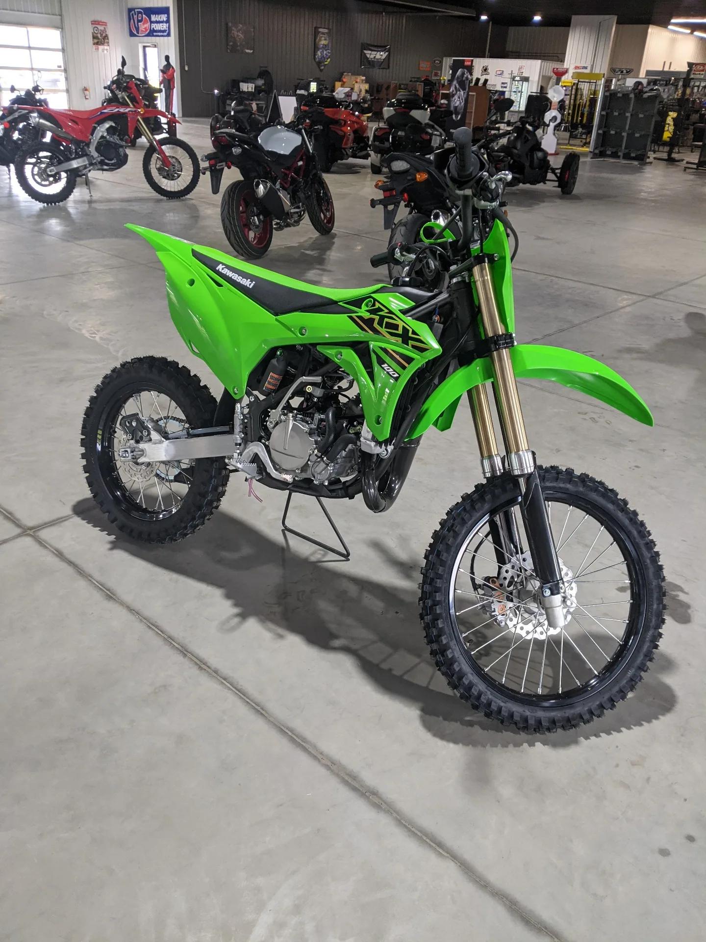 

Распродажа Летних скидок на оригинальные новые 2021 Kawasakis KX 100 Новинка