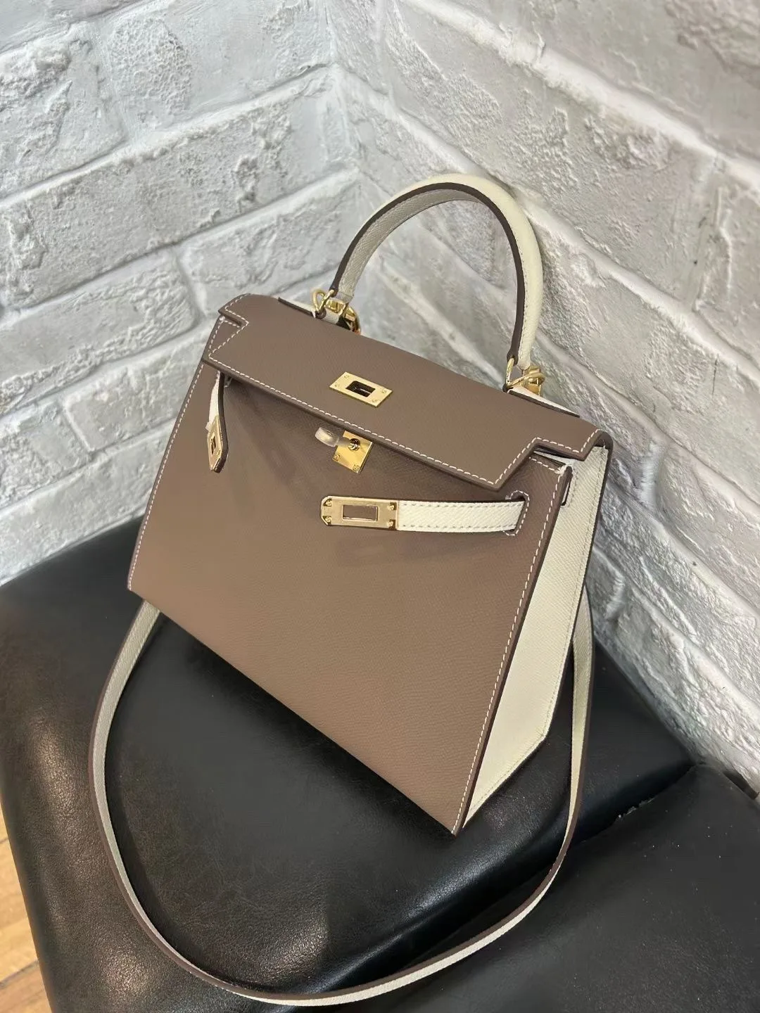 ☑ Келли. 25cm слоновый пепел / молочный коктейль белый EPSOM