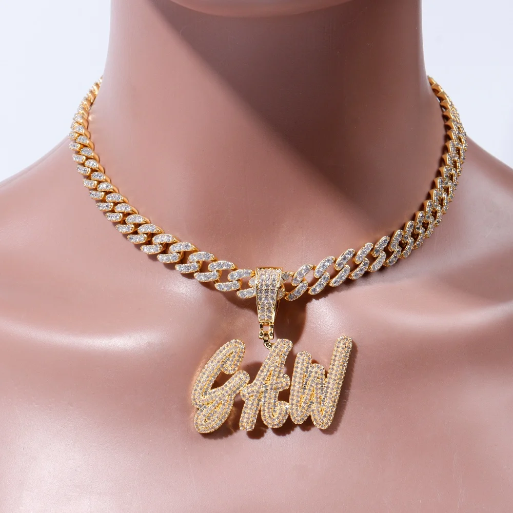 Фото Пользовательские Iced Out кубический циркон с бриллиантами на заказ кисть шрифт письмо кулон ожерелье цепочка для женщин персонализированные ювелирные изделия в стиле хип-хоп подарок №5