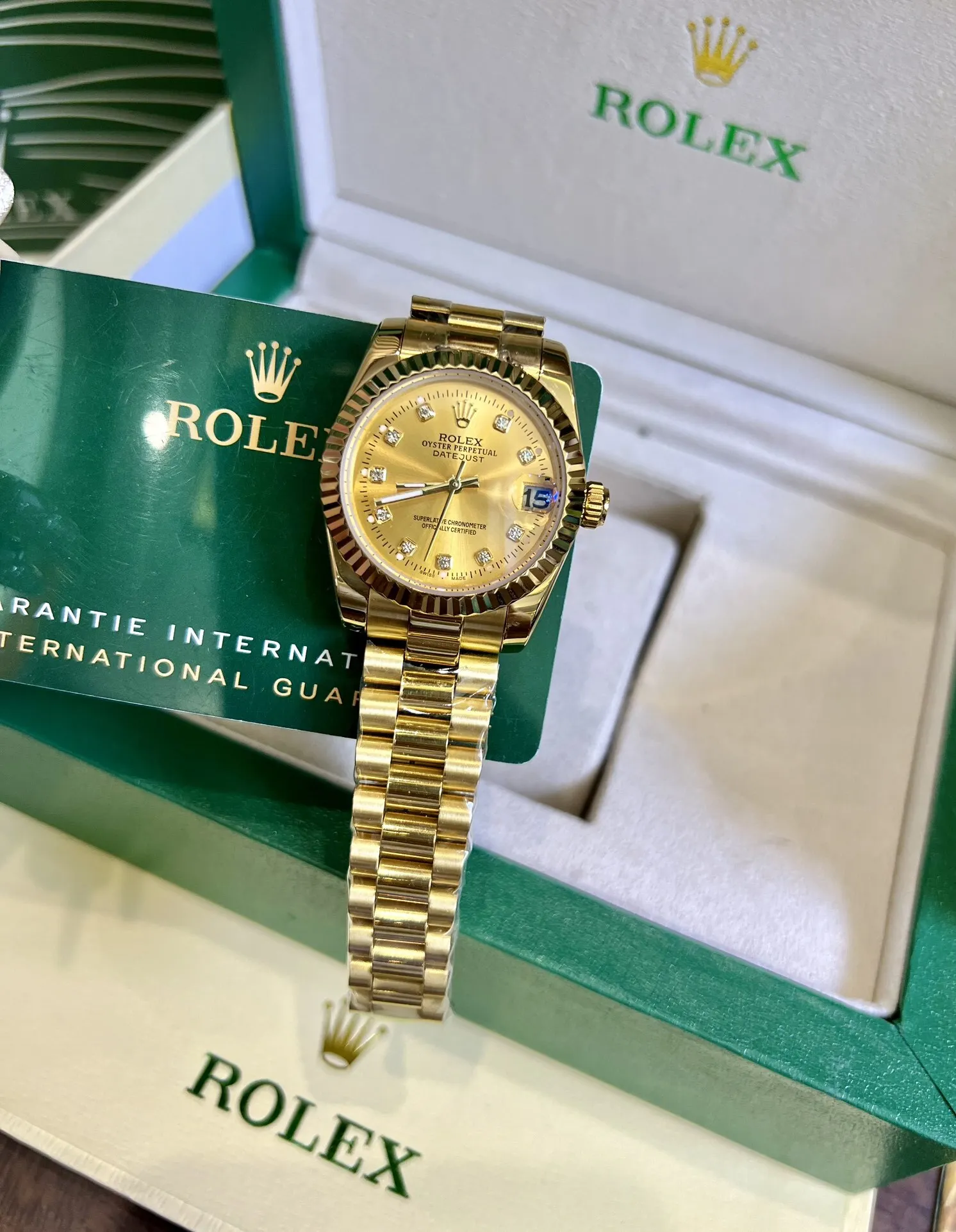 Мужские кварцевые часы |