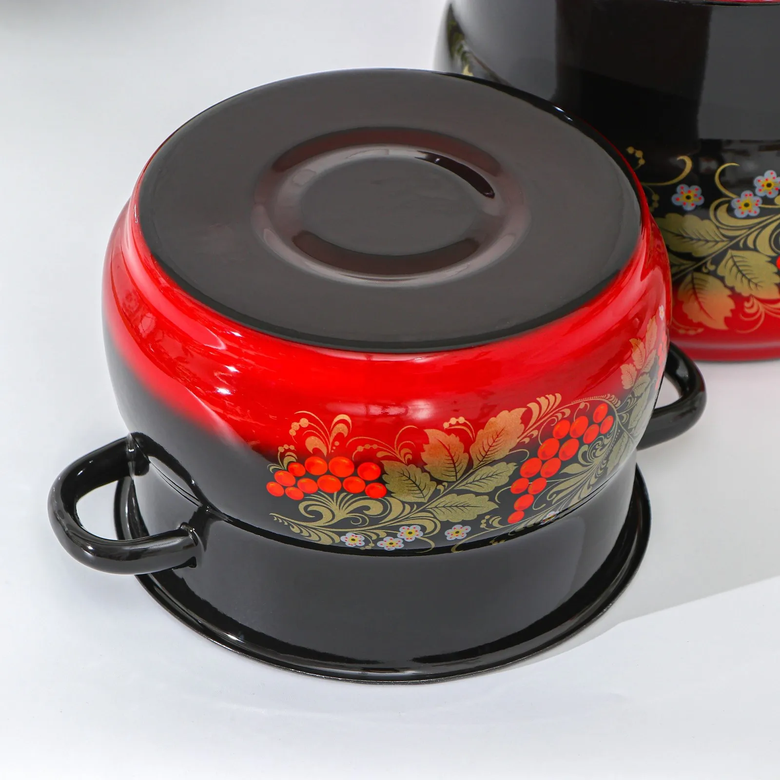 Набор кастрюль Рябинка 2 предмета: 4/5 5 л эмалированные крышки индукция цвет