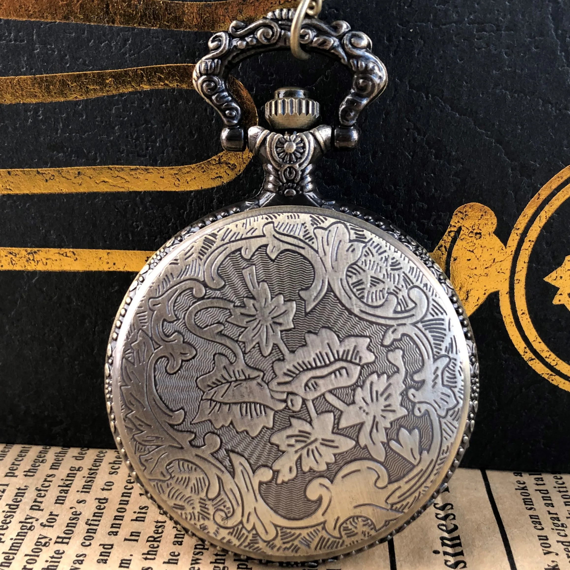 Рисунок 4 - Бронзовые ретро кварцевые карманные