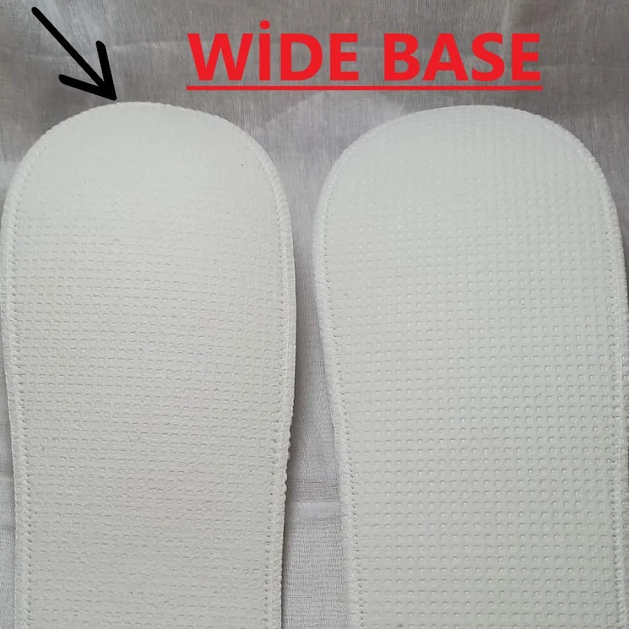 100 pairs closed toe disposable slippers Size suitable for hotel holiday  spa guest, for men and women, (white) (black)  2.5 mm