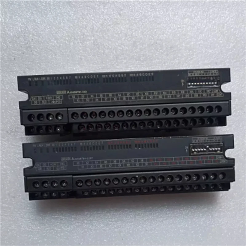 AJ65SBTB3-16KD AJ65SBTB3-32KD в наличии Новый и оригинальный входной модуль