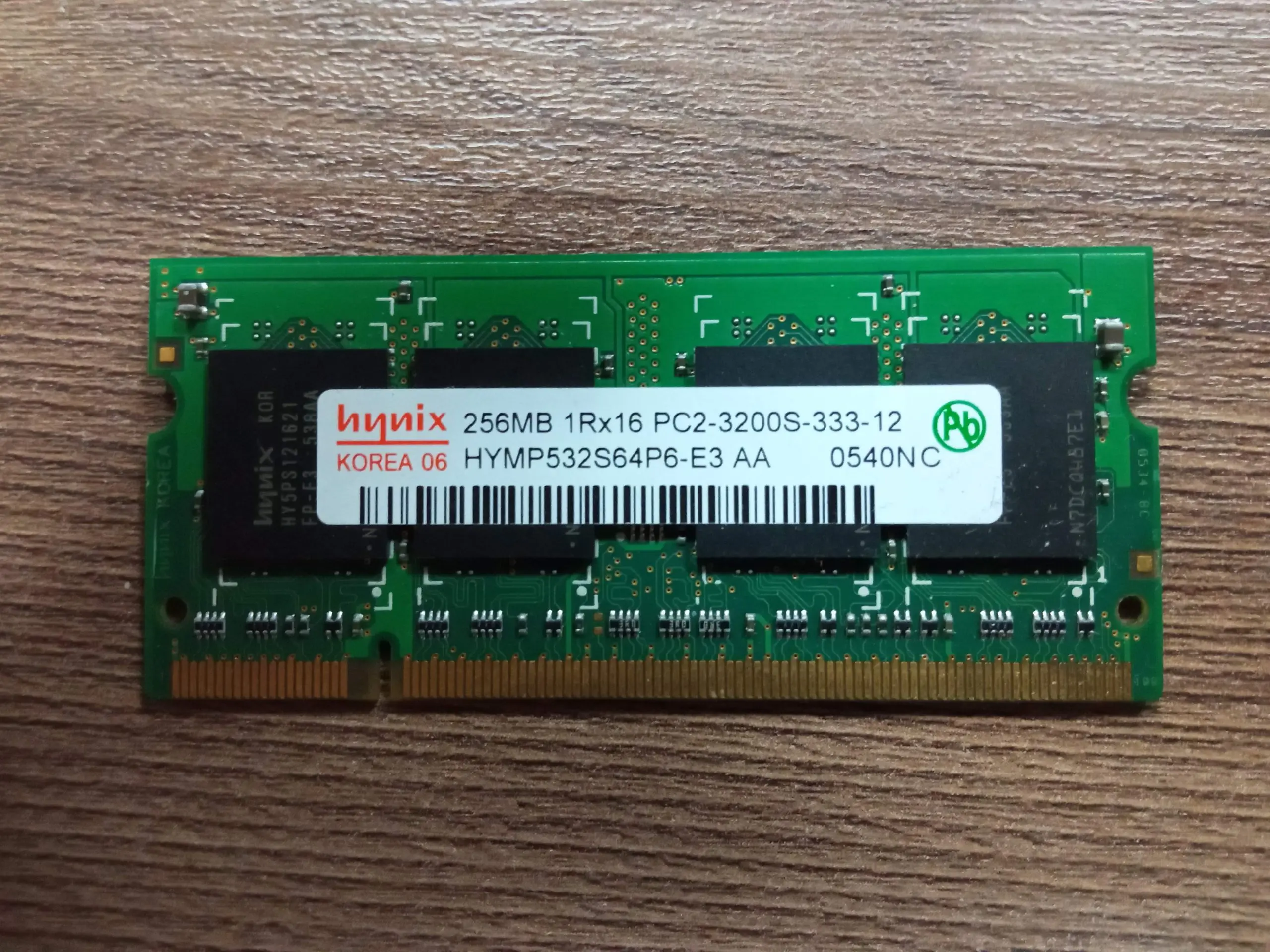 Модуль ОЗУ SODIMM Hynix 256MB 1Rx16 PC2-3200S-333-12