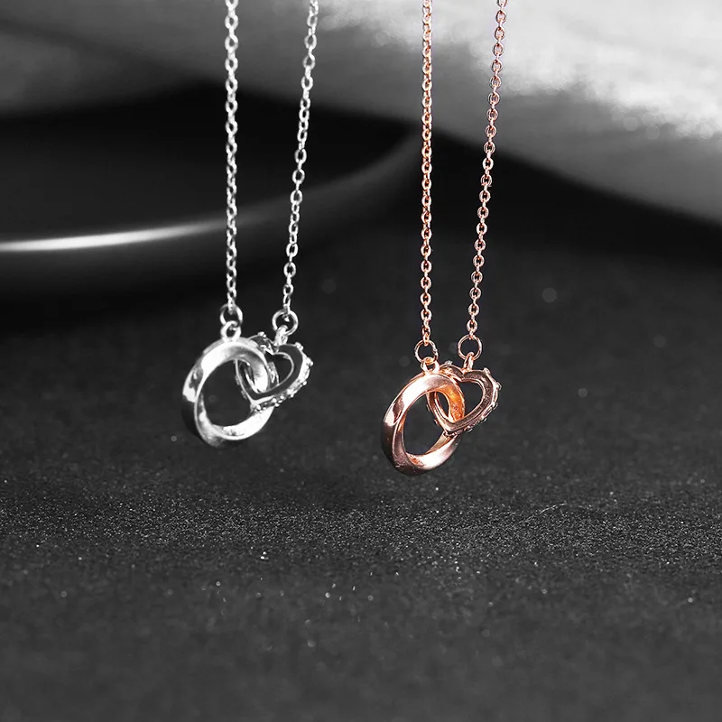 

Gothic Mobius Loop Pendant Necklaces For Women Stainless Steel Silver Color Magic Geometric Round Chain Choker Necklace Jewelry