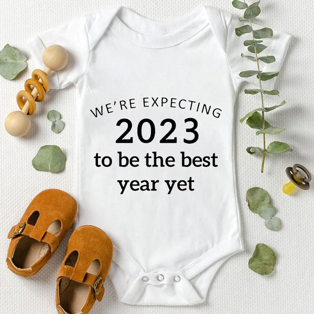 

"We're Expecting 2023 To Be The Best Year Yet." Text Print Newborn Bodysuits Baby Clothes White Comfortable Lovely O Neck 0-24M