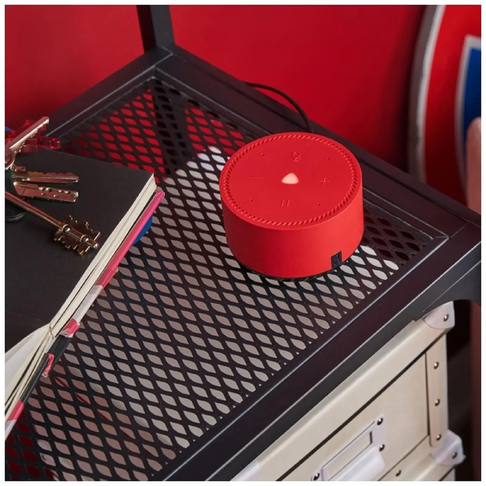 Колонка алиса мини лайт. Станция лайт умный дом. Станция лайт умный дом. Станция лайт умный дом. Алиса лайт станция ультрафиолет.