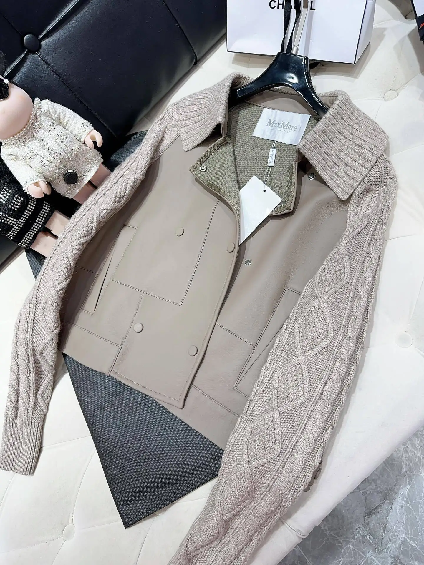 Женская куртка Max Mara |