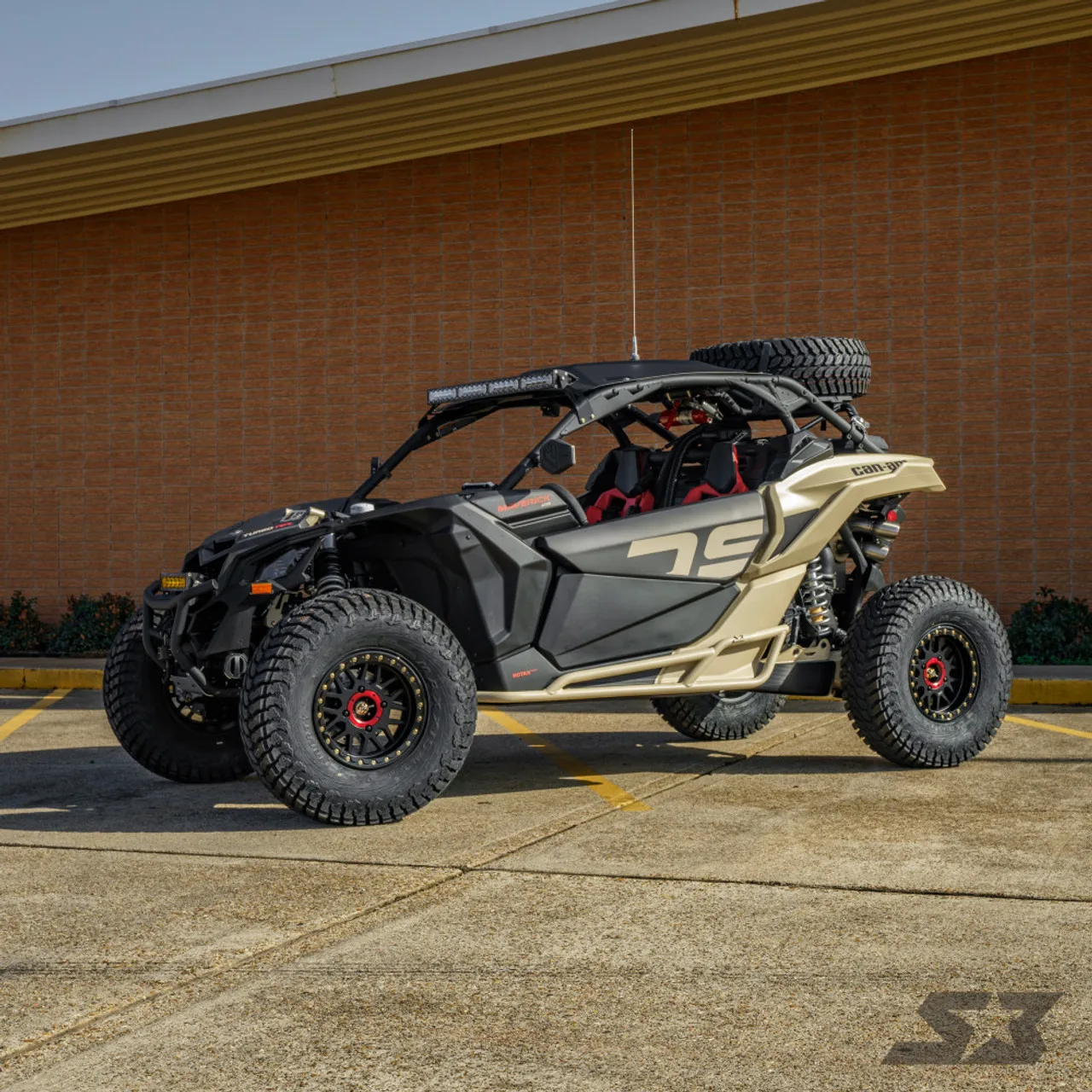

100% OFFICIAL 2022 Can-Am Maverick X3 DS Turbo