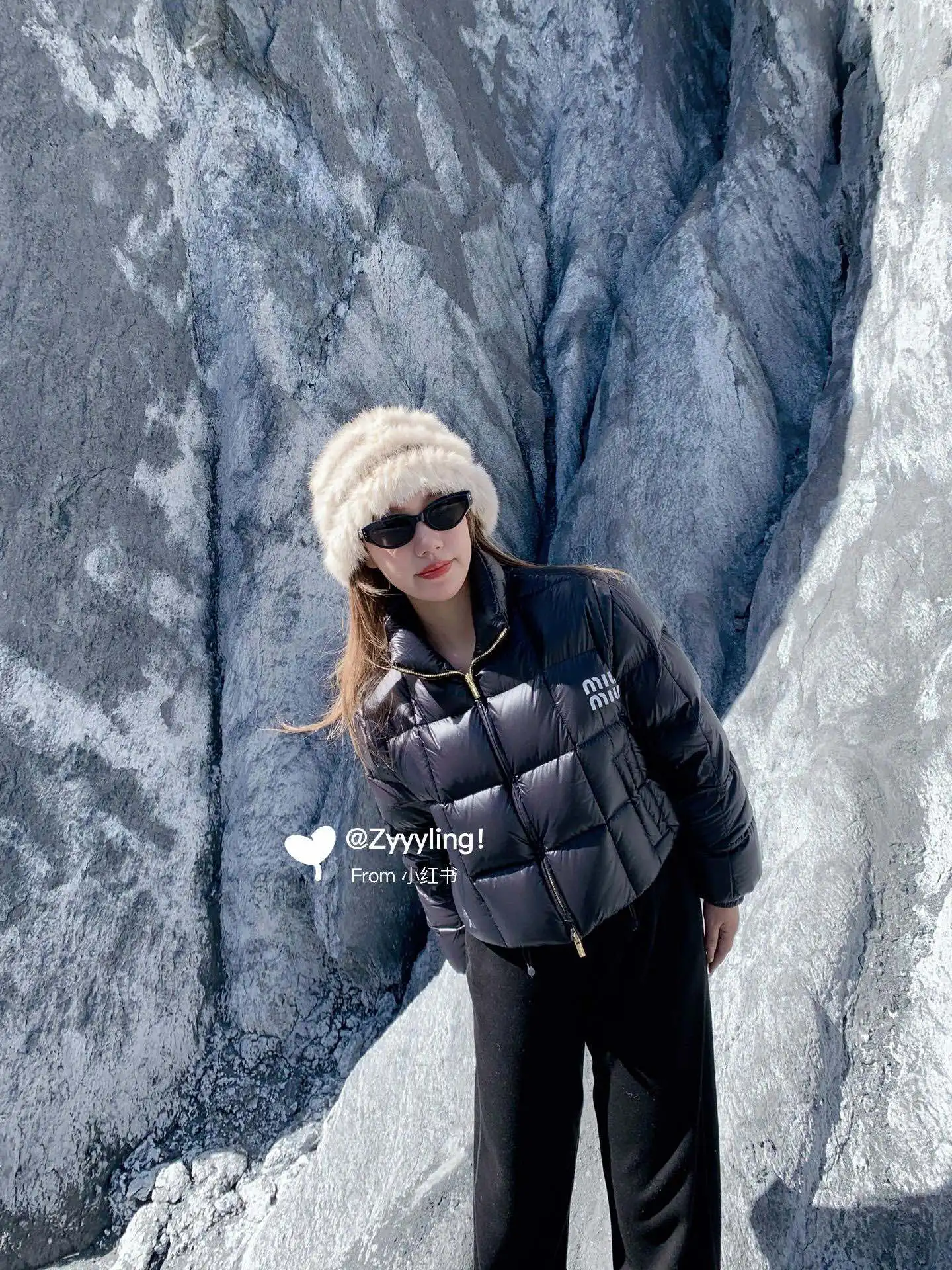 Пуховик в стиле Miu