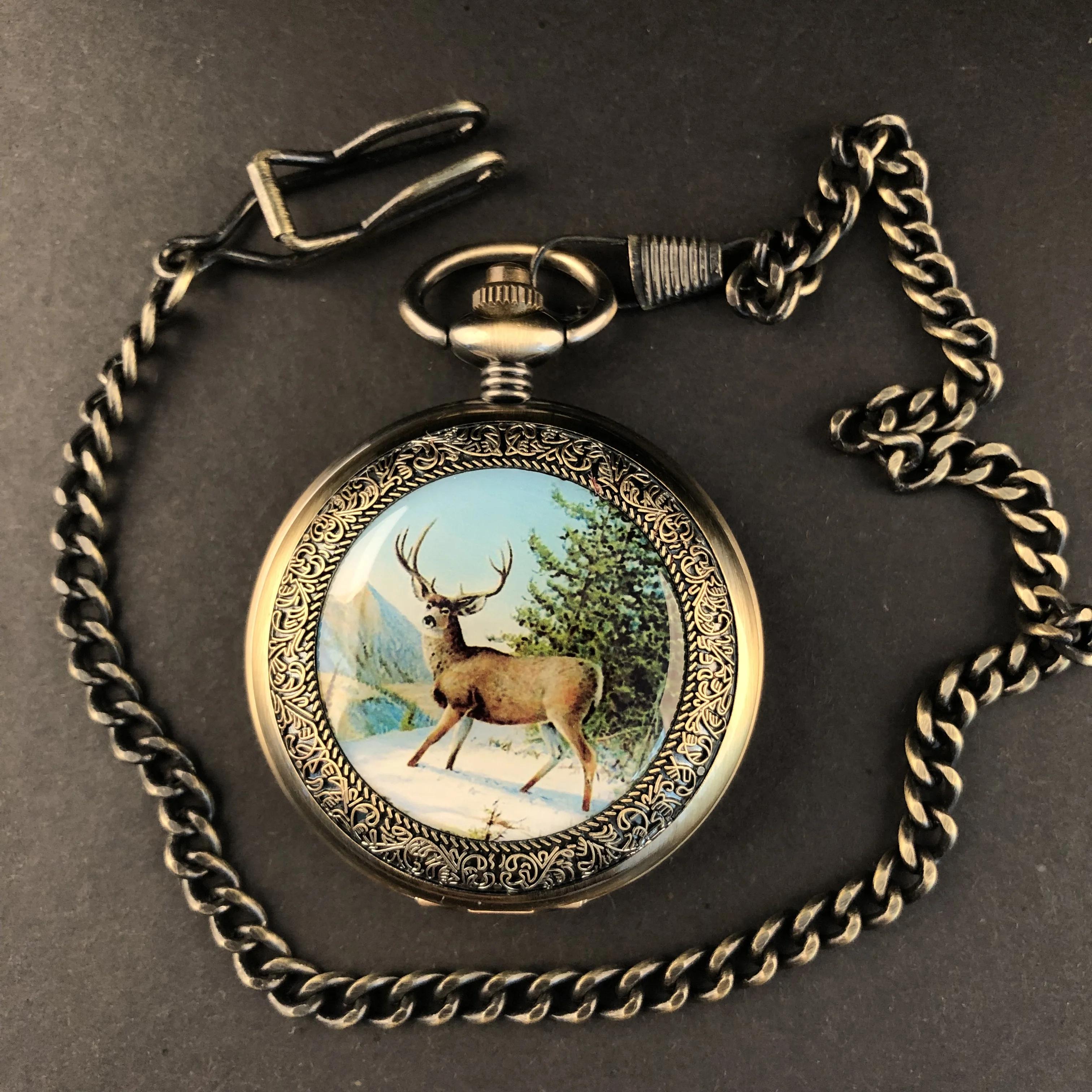 New Arrival Creative Deer Design Roman Numerals Mechanical Pocket Watches For Men Women Necklace Pendant with Chain Gifts