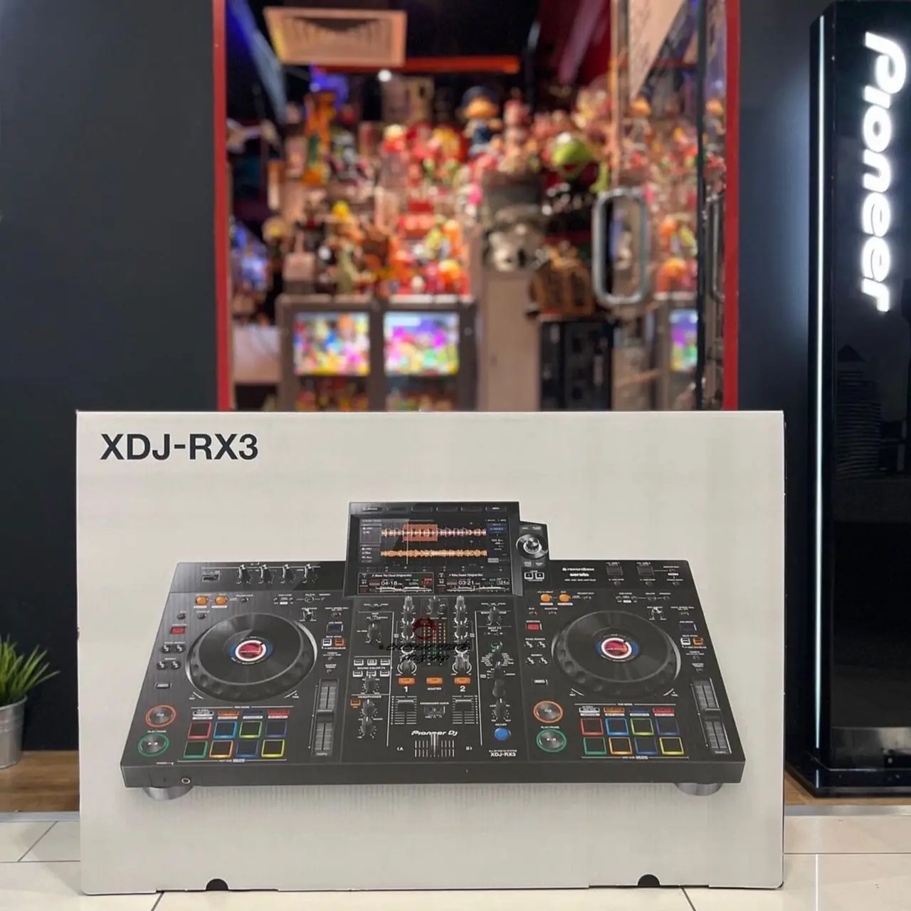 

Скидки Pioneer XDJ RX3 2-канальная DJ-система для выступлений черного цвета, Новинка