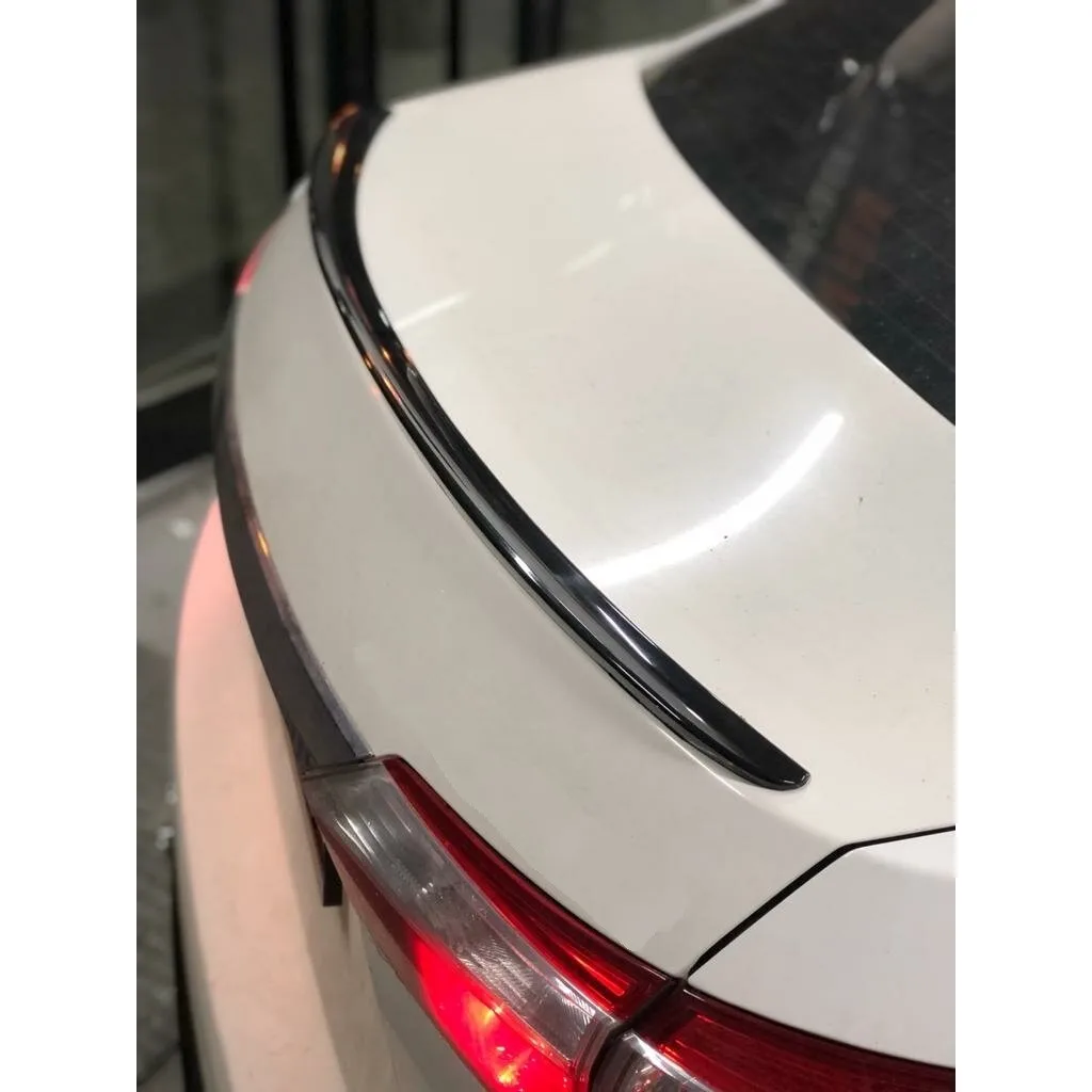 

For Toyota Corolla 2013-2019 Car Spoiler Perforated Top Center Wing Trunk Spoiler Top Wing Trunk Decoration Fixed Wind Wing