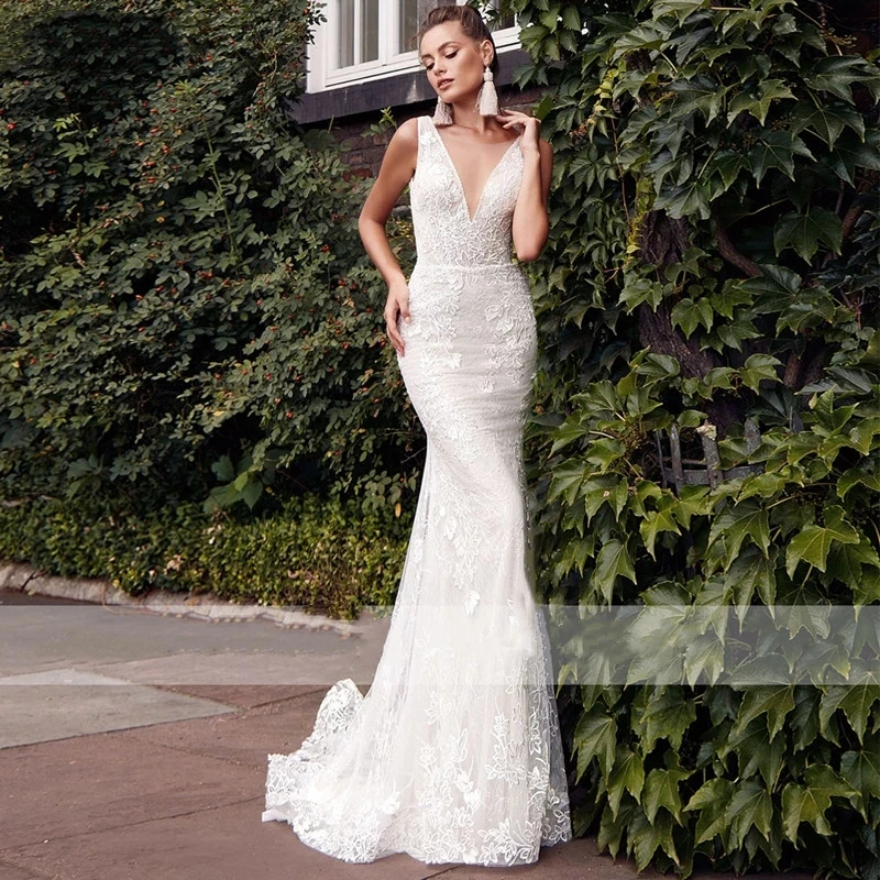 

Sexy V-Neck Wedding Dress With Detachable Tulle Boho Backless Bridal Gown Sheath Lace Appliques Sweep Train Vestido De Noiva