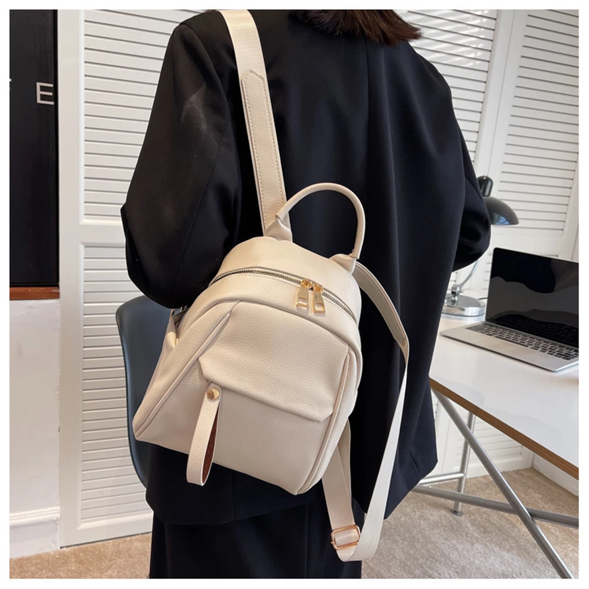 

Повседневный Модный женский рюкзак из искусственной кожи, простая вместительная сумка, однотонная школьная сумка для хранения книг, Женский дорожный ранец