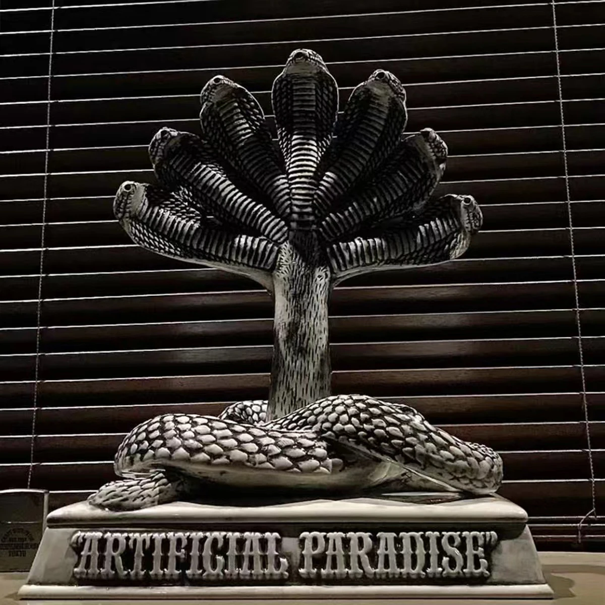 

Seven-headed snake trendy brand aromatherapy furnace trendy accessories decoration