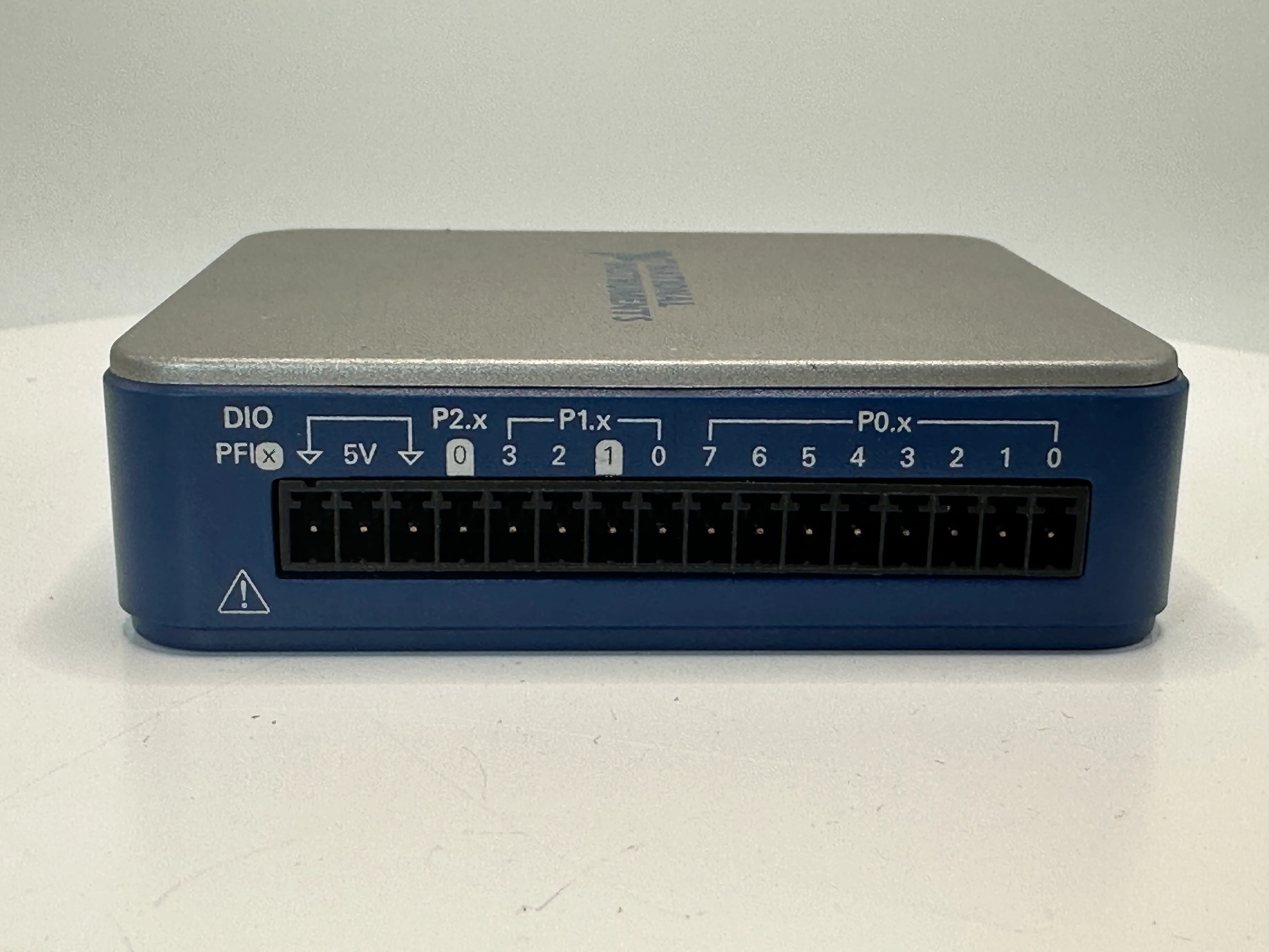 Фото National Instruments NI USB-6003 DAQ (устройство сбора данных) 782608-01, без НДС для США №3