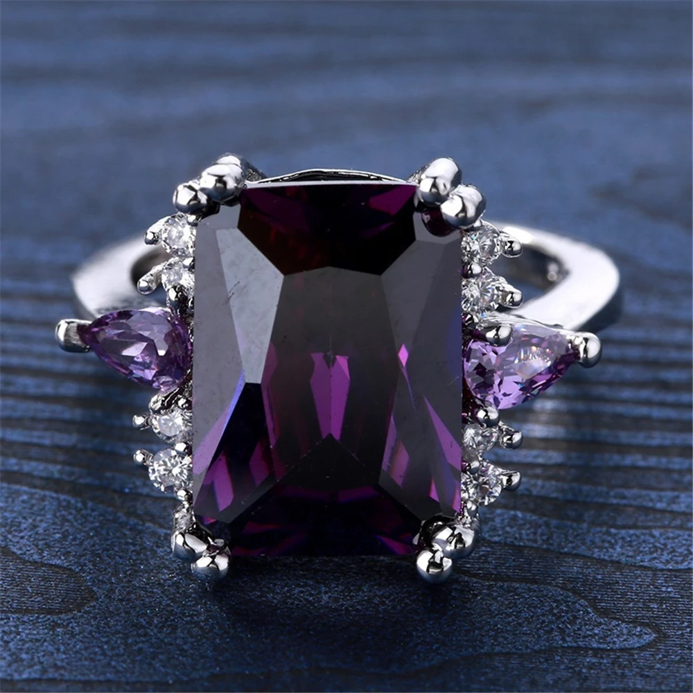 

Luxury Design Purple Cubic Zirconia Inlaid Water Drop Crystal Female Ring Exquisite Bridal Wedding Jewelry Romantic Love Gifts