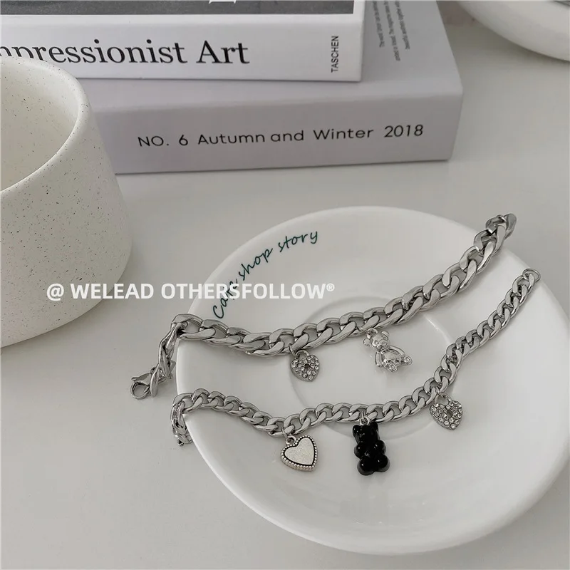 

Korean Welead Brand Silver Titanium Steel Chain Fashion Bear Punk Party Accessories And Gifts For Men And Women