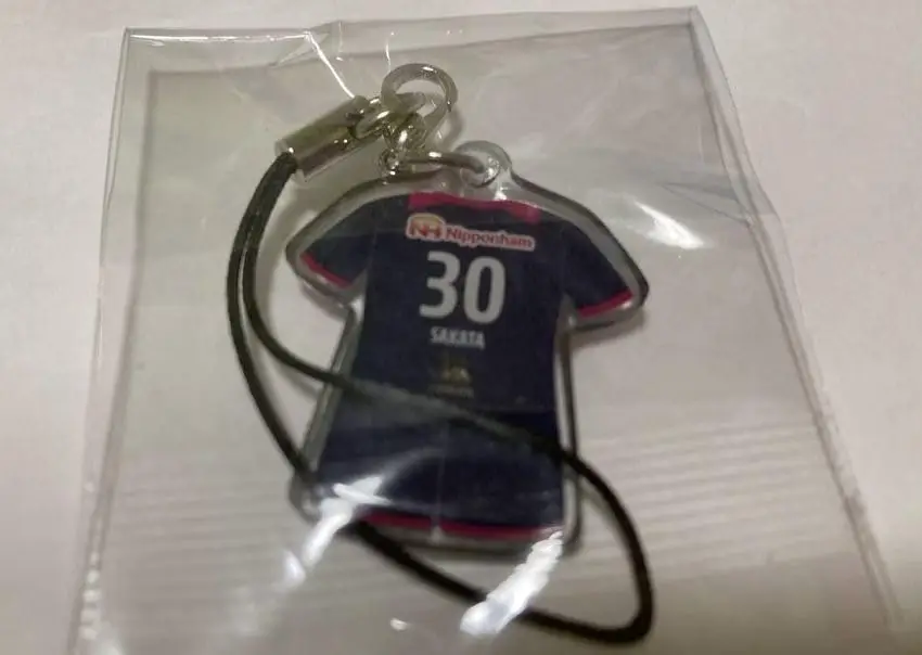 Брелок для ключей Cerezo Osaka Gacha 2023 Летняя униформа 30 Миоя Саката |