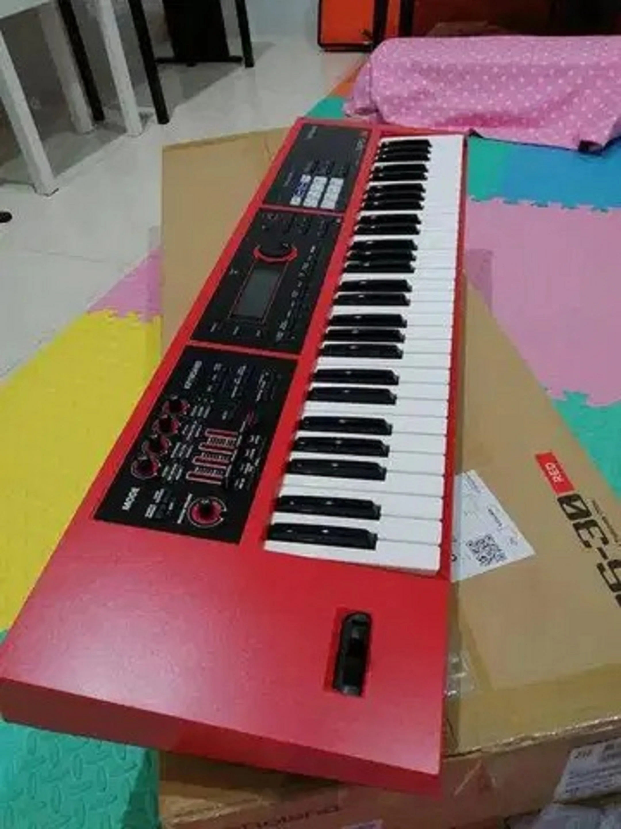 

Распродажа со скидкой на Roland XPS-30 RED, расширяемый синтезатор 61 keys