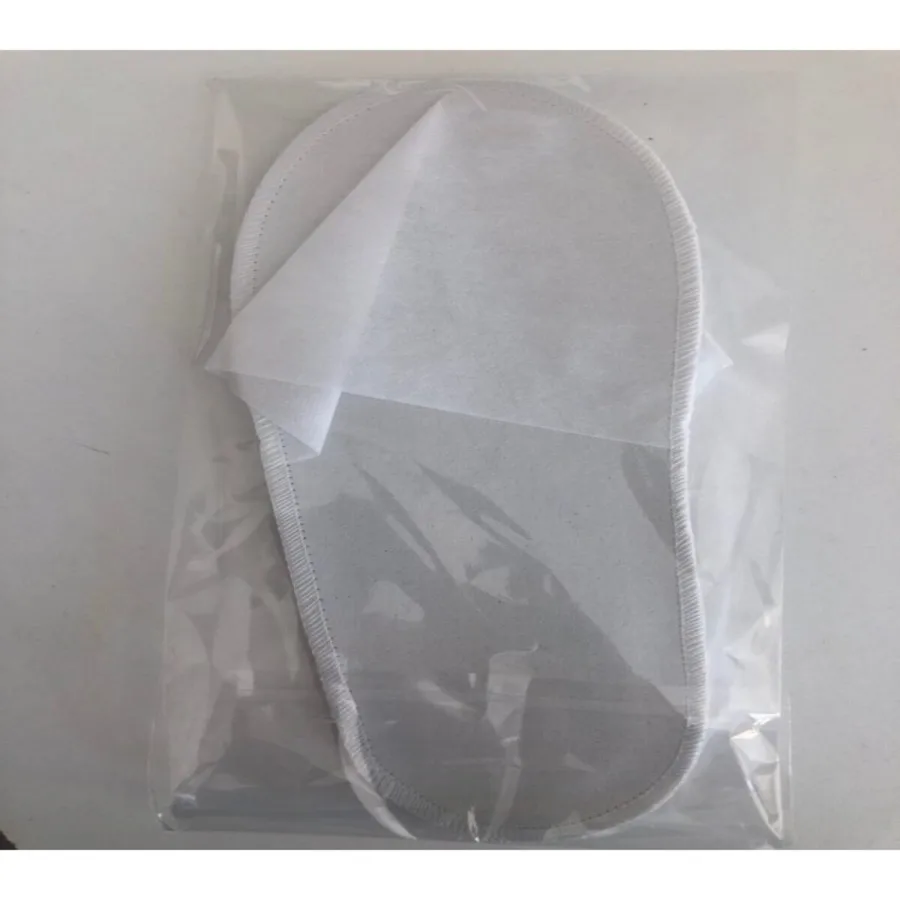 100 pairs closed toe disposable slippers Size suitable for hotel holiday  spa guest, for men and women, (white) (black)  2.5 mm