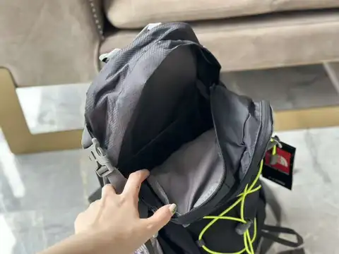 Городской Рюкзак Стиле THE NORTH FACE Из Водонепроницаемого Материала 31х33 См В Ассортименте