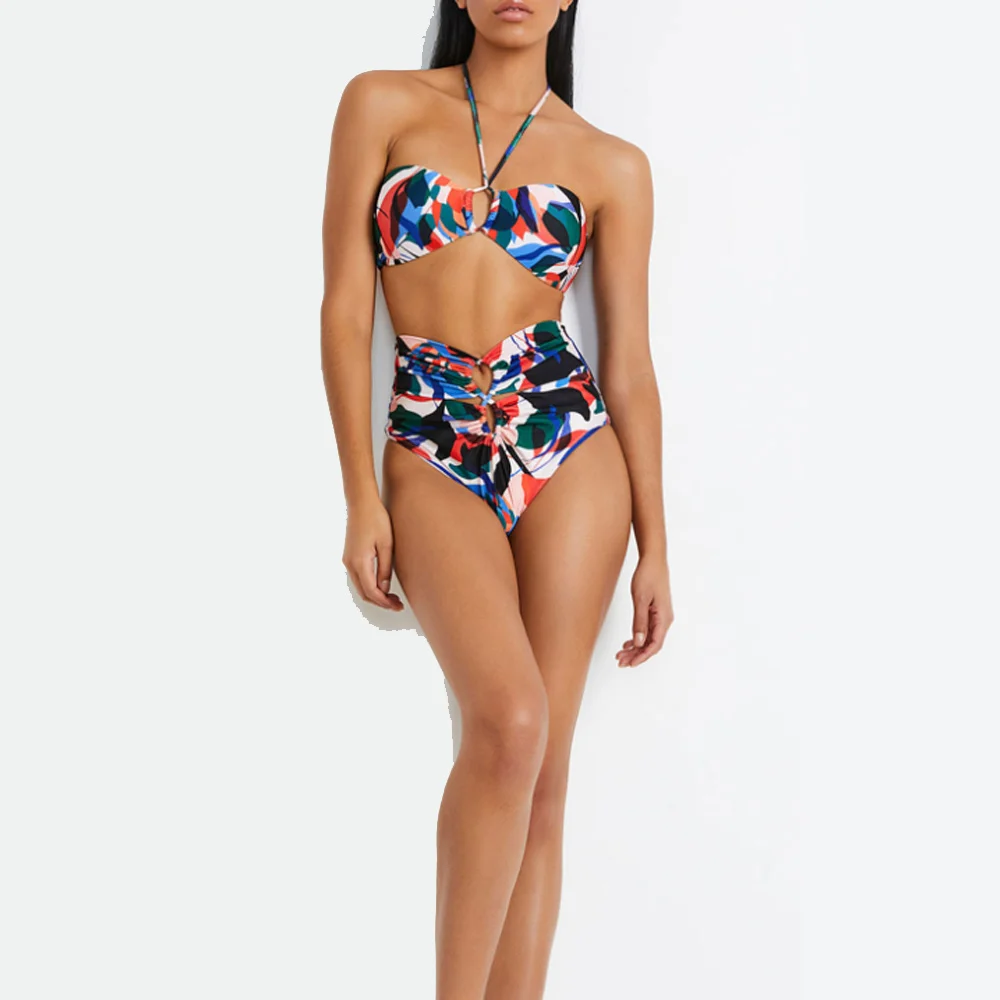 Рисунок 3 - Женский слитный купальник и юбка