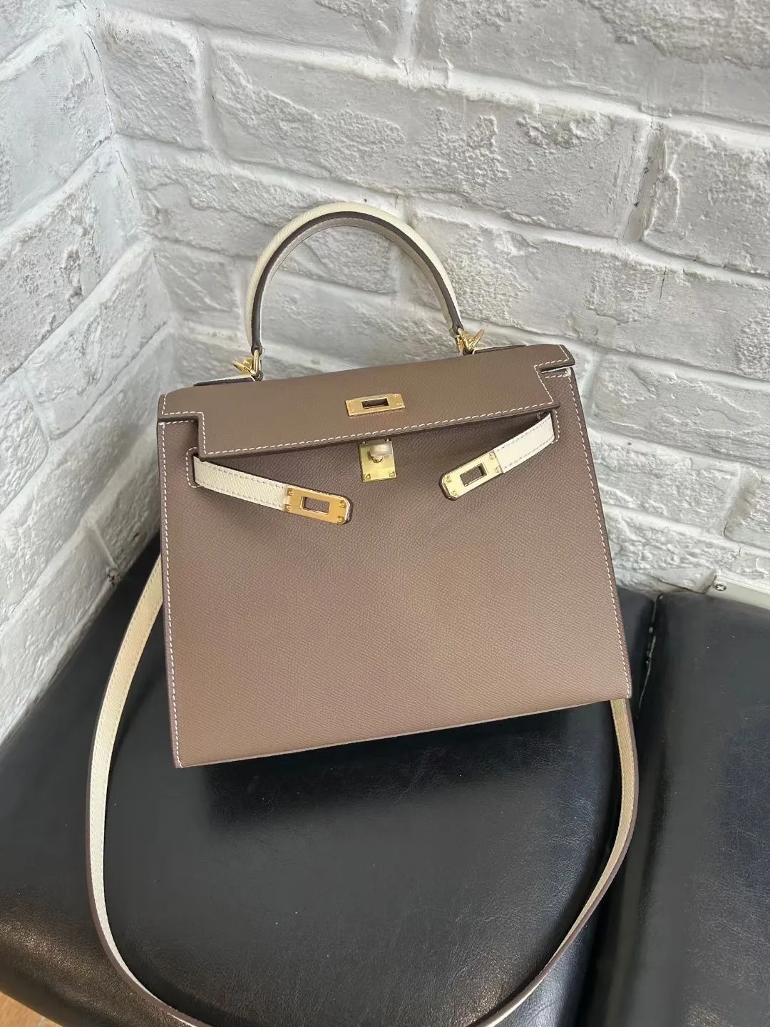 ☑ Келли. 25cm слоновый пепел / молочный коктейль белый EPSOM