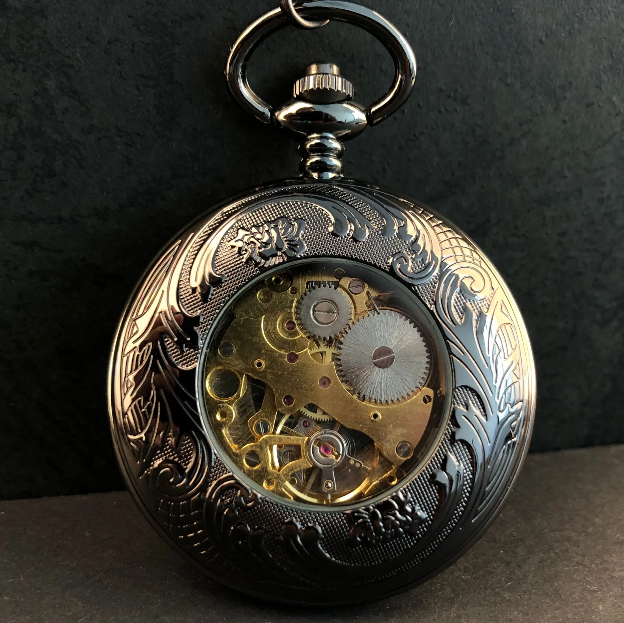 Black Vintage Roman Numeral Pocket Watch Hand-winding Men Steampunk Chain Watches Gift Mechanical Pocket Clock WP5012