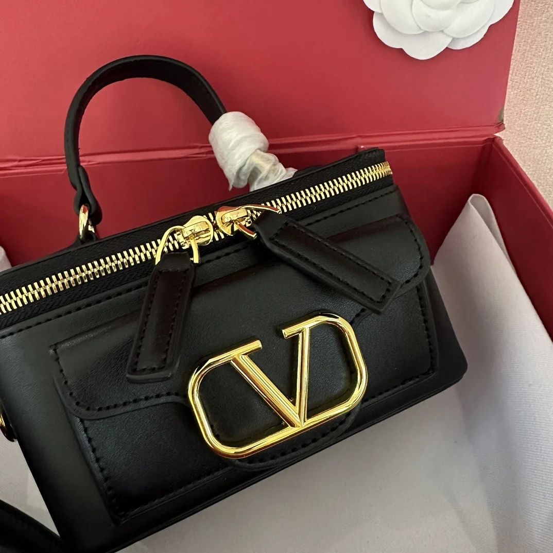 в стиле Valentino Изысканная сумка-футляр с ручкой 100 Размер: 17 * 10 см копия 1: 1