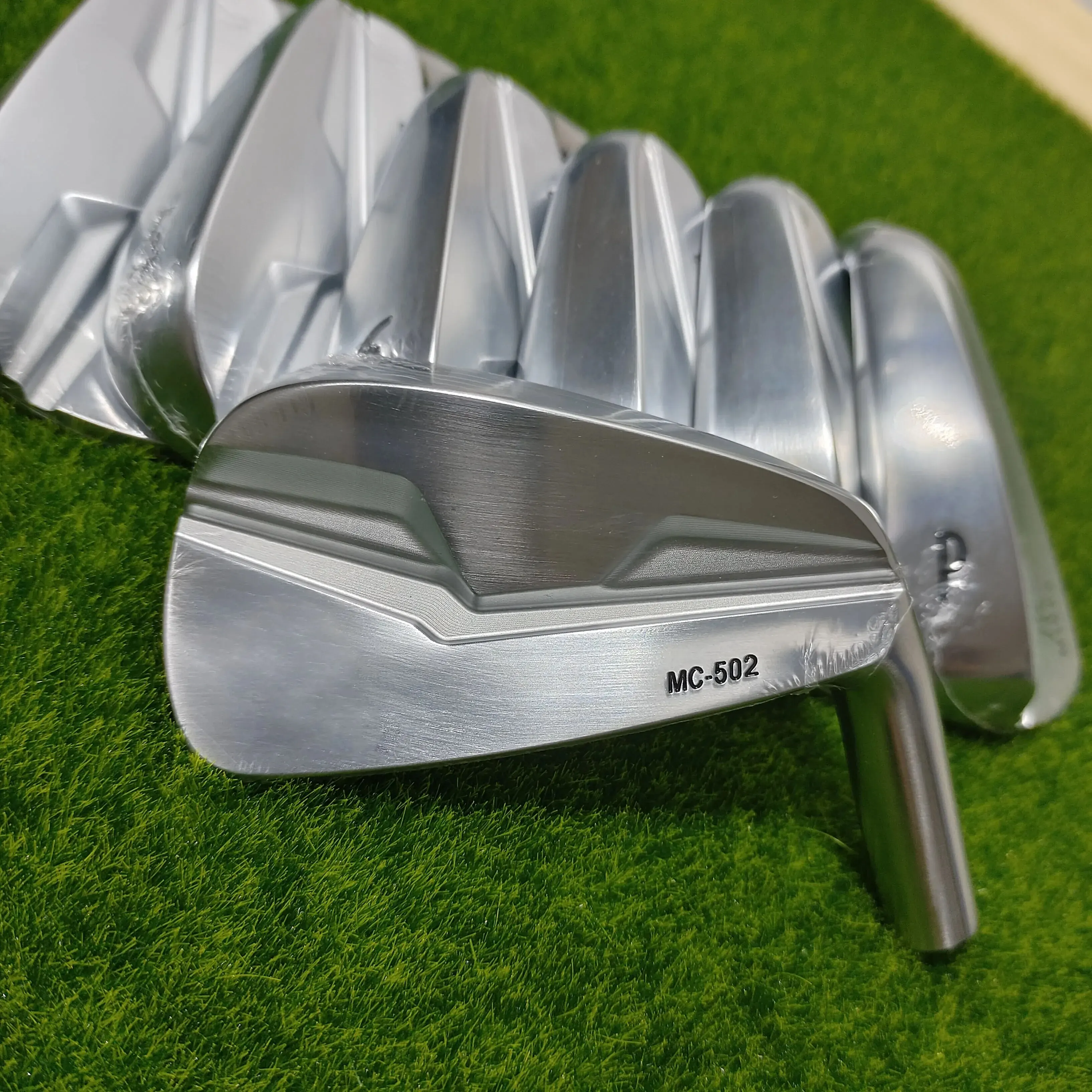 

2023 New Golf Irons MC502 Irons Forged Irons Set ( 4 5 6 7 8 9 P ) 7pcs MC-502 Golf Clubs Top Quality