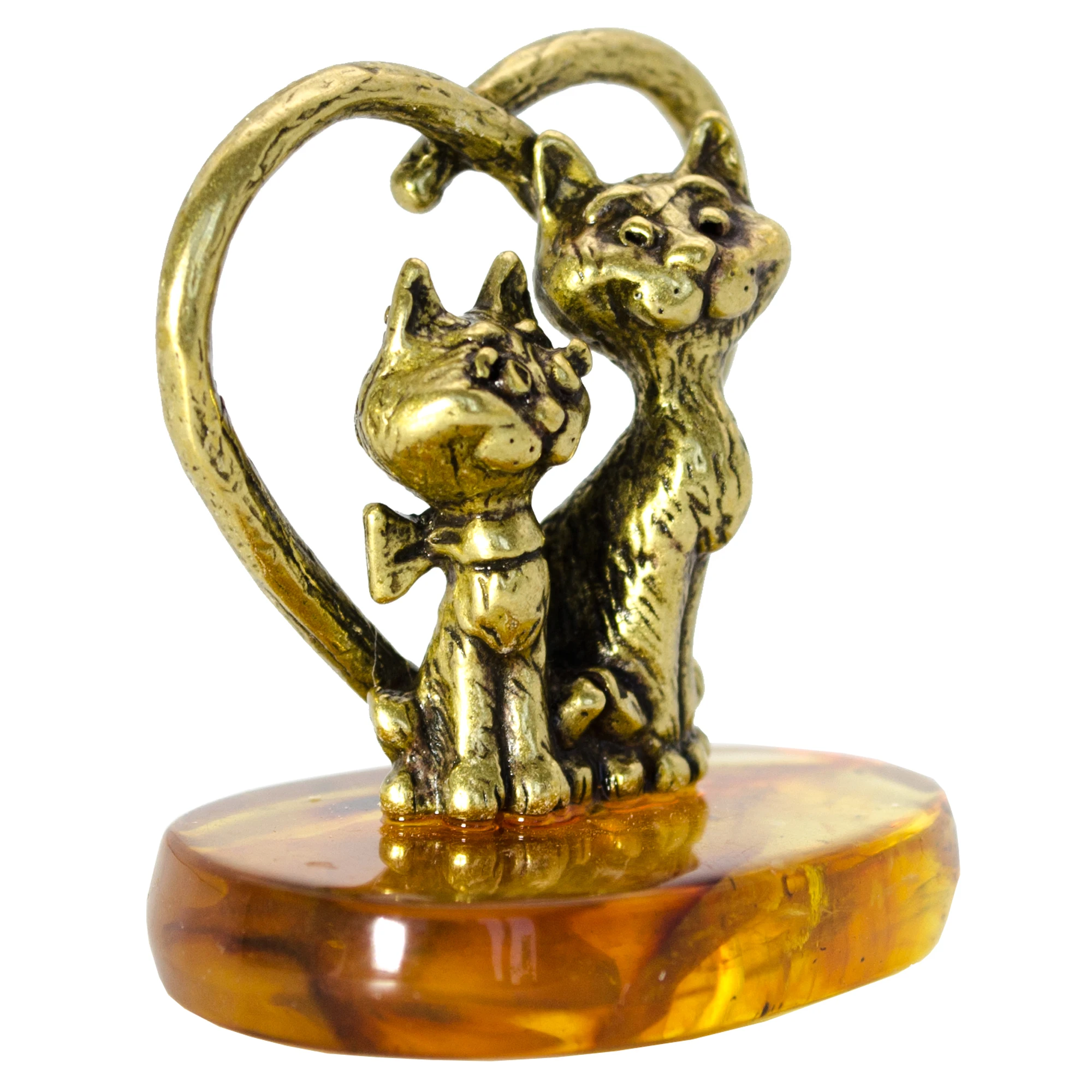 Сердце с бантиком. Драгоценности в подарок. Подарок символ любви. Талисман любви. Подарок символ любви.