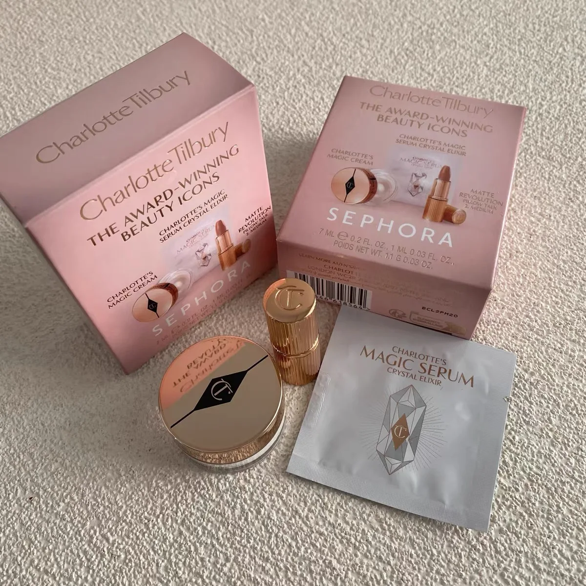 

3pc Charlotte Tilbury Mini Set Pillow Talk Lipstick & Magic Cream & Serum Sephora Gift Set