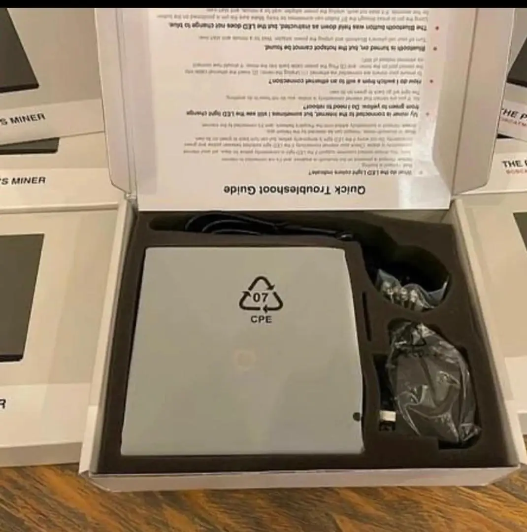

Bobcat Miner 300 Helium Hotspot AU915 поставляется за 24 часа совершенно новый