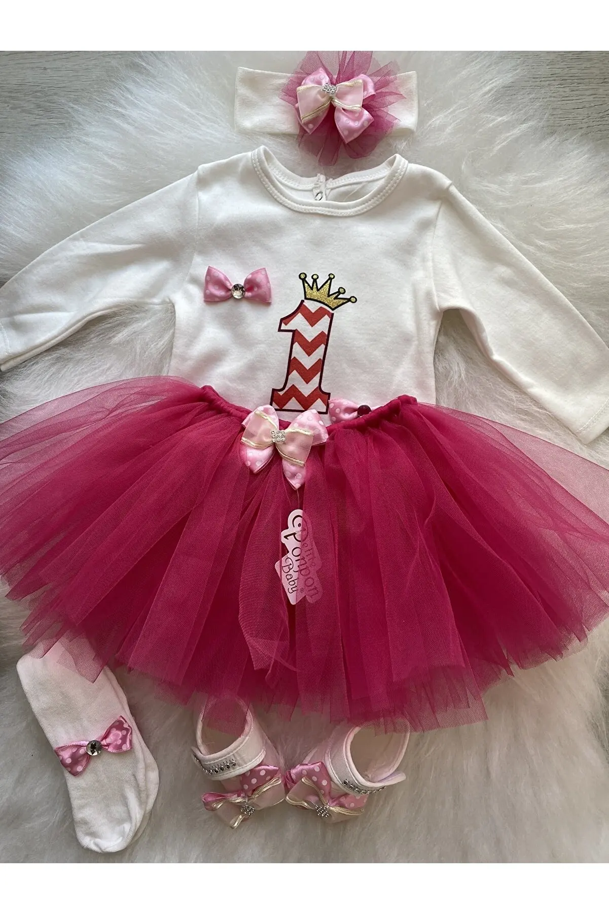 Рисунок 2 - Платье на день рождения для маленьких девочек 1 год