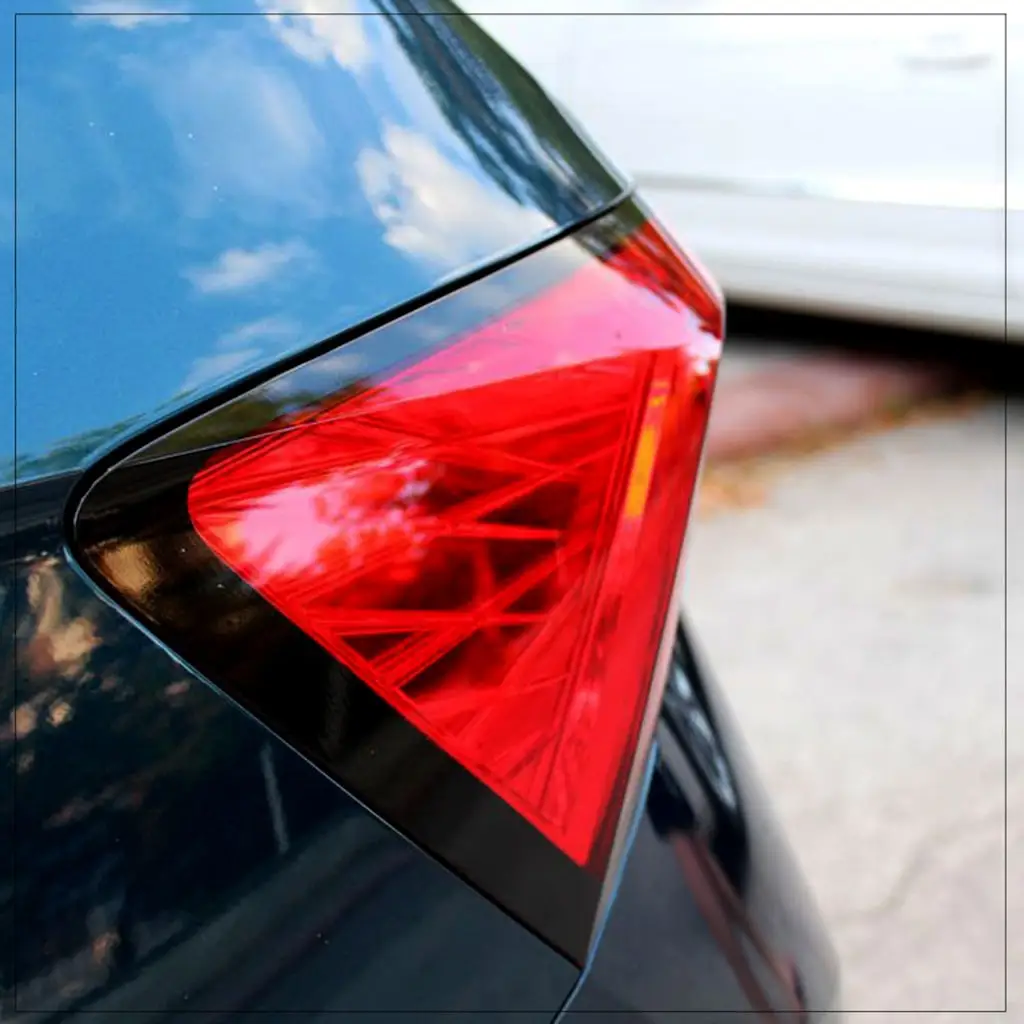 Наклейка на заднюю фару для Skoda Scala черные блестящие автомобильные аксессуары