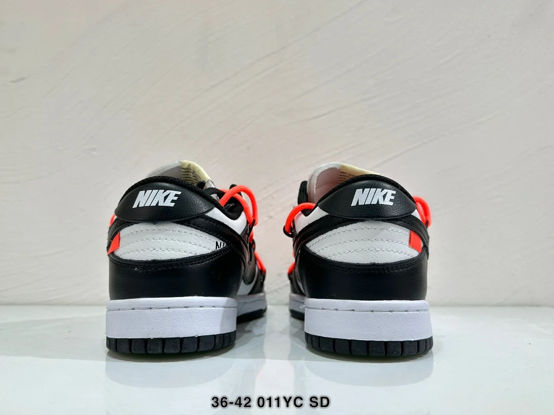 В наличии 24 часа доставкабольшой брендКроссовки