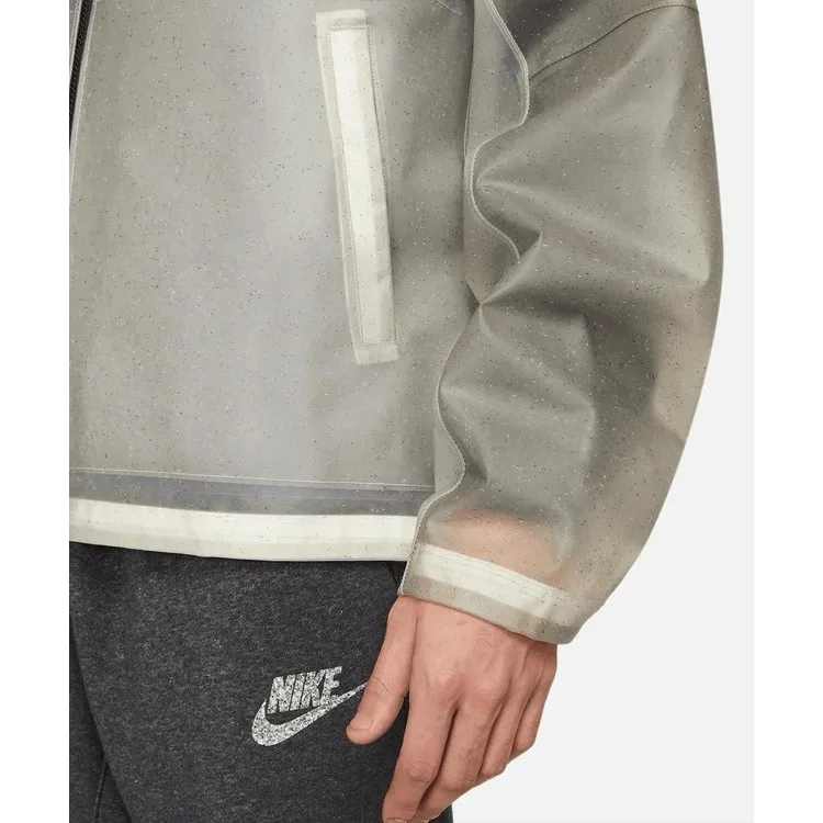 Рисунок 4 - Nike Мужская куртка с капюшоном