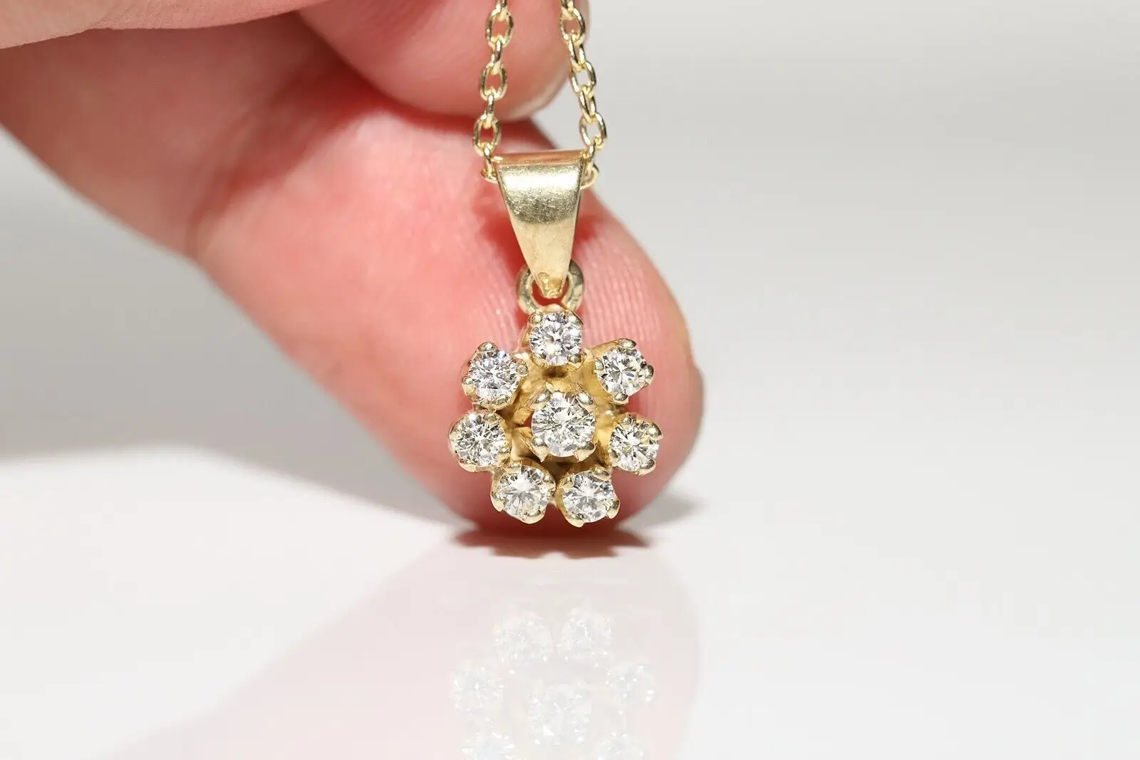 

Винтажное красивое ожерелье из настоящего золота с бриллиантами 1980S 14K