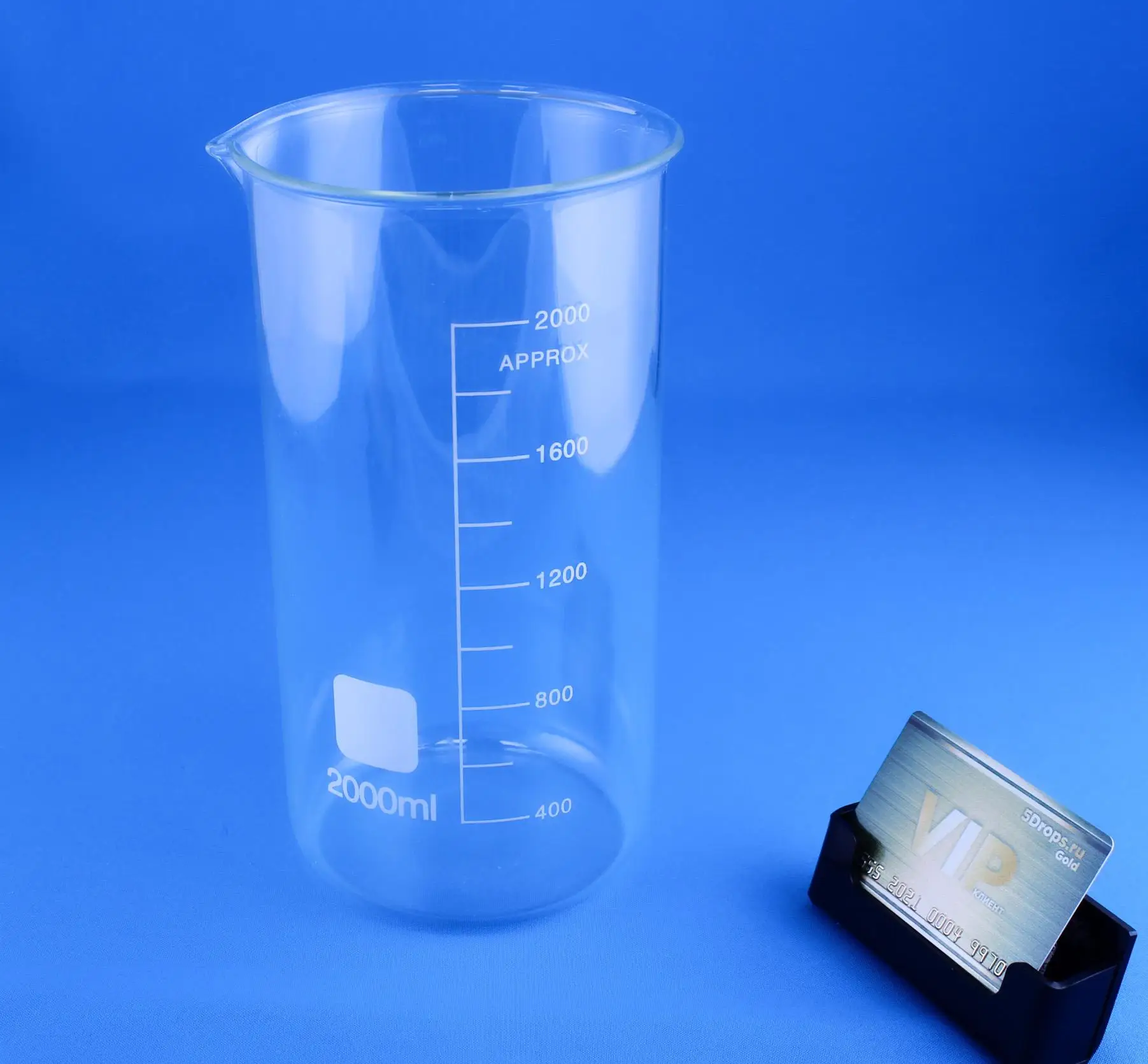 стакан лабораторный 2000 мл мерный. стакан лабораторный в-1-250, iso 3819. стакан мерный 250 мл пластик полипропилен. жаропрочный стакан. стаканы лабораторию.