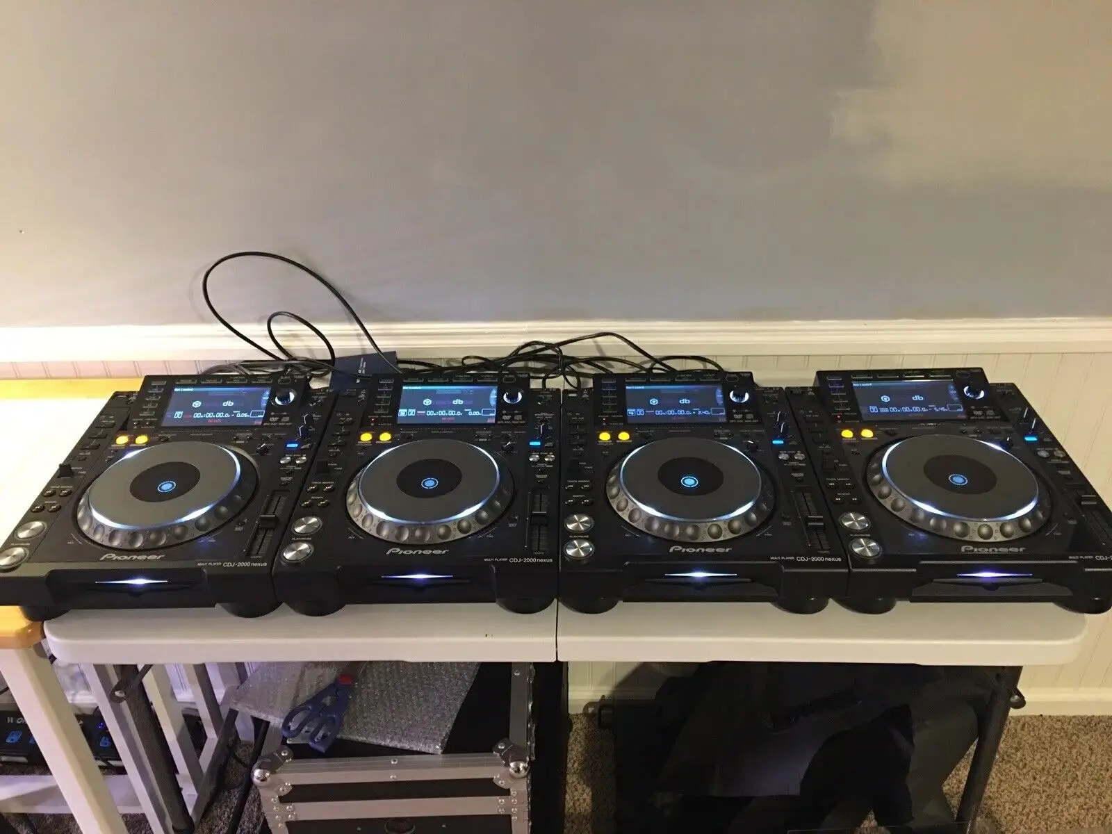 

T B Pion-eer DJ Set 2x CDJ 2000 nexus2 nxs2 Nexus 2 1x DJM 2000 Nexus Full SET