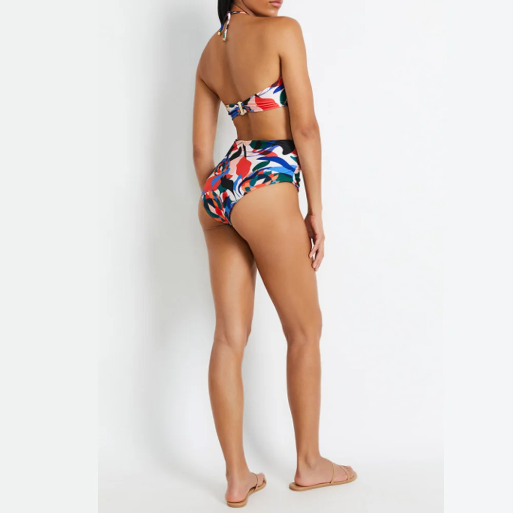 Рисунок 4 - Женский слитный купальник и юбка